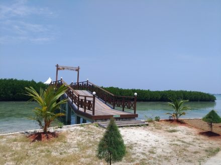 Paket Wisata Pulau Royal Kepulauan Seribu